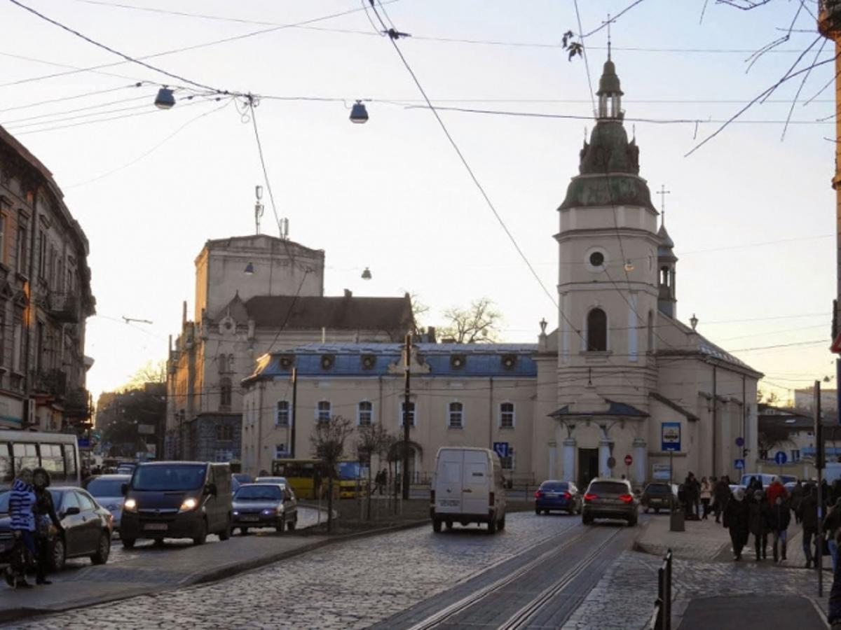 Квартира В Центрі На Вулиці Шевченка 12 Дуже Комфортна Недалеко Біля Вокзалу Lwów Zewnętrze zdjęcie